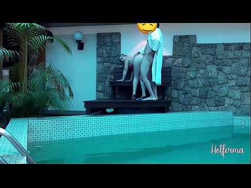 ❤️ Estro invitas servistinon al la naĝejo, sed ne povis rezisti varmegon Porno ĉe ni % eo.hentai-ita.ru%